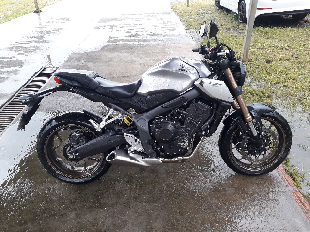 CB 650R 2021-2021