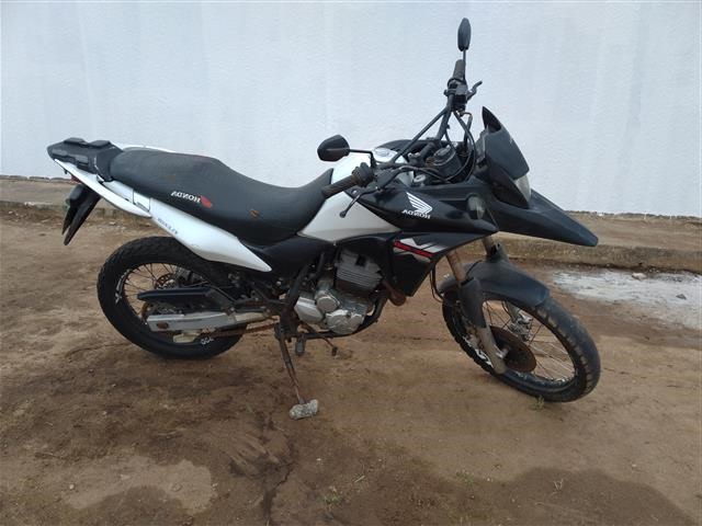 XRE 300 2014-2015